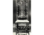 Кресло, на котором, по преданию, сидел Петр 1, при посещении Косино. Это кресло долгое время хранилось в Косинской церкви, а позднее было перевезено в Дом-музей Петра 1 в Коломенском, где и находится в настоящее время.